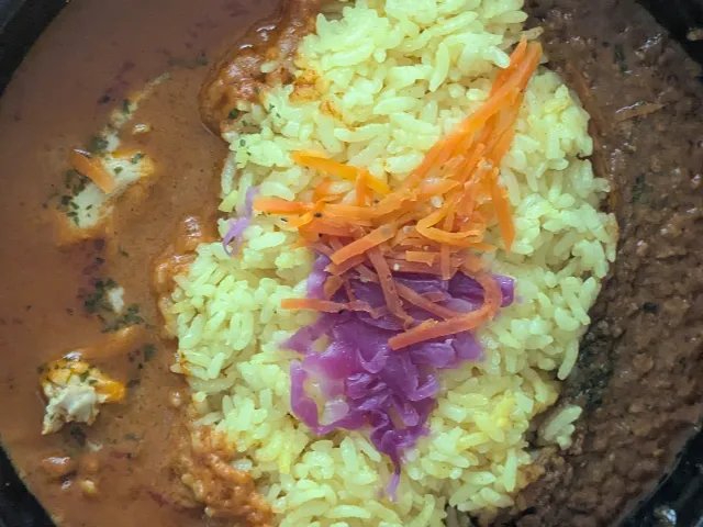エリックサウス監修 2種スパイスカレー アップ（セブンイレブン）